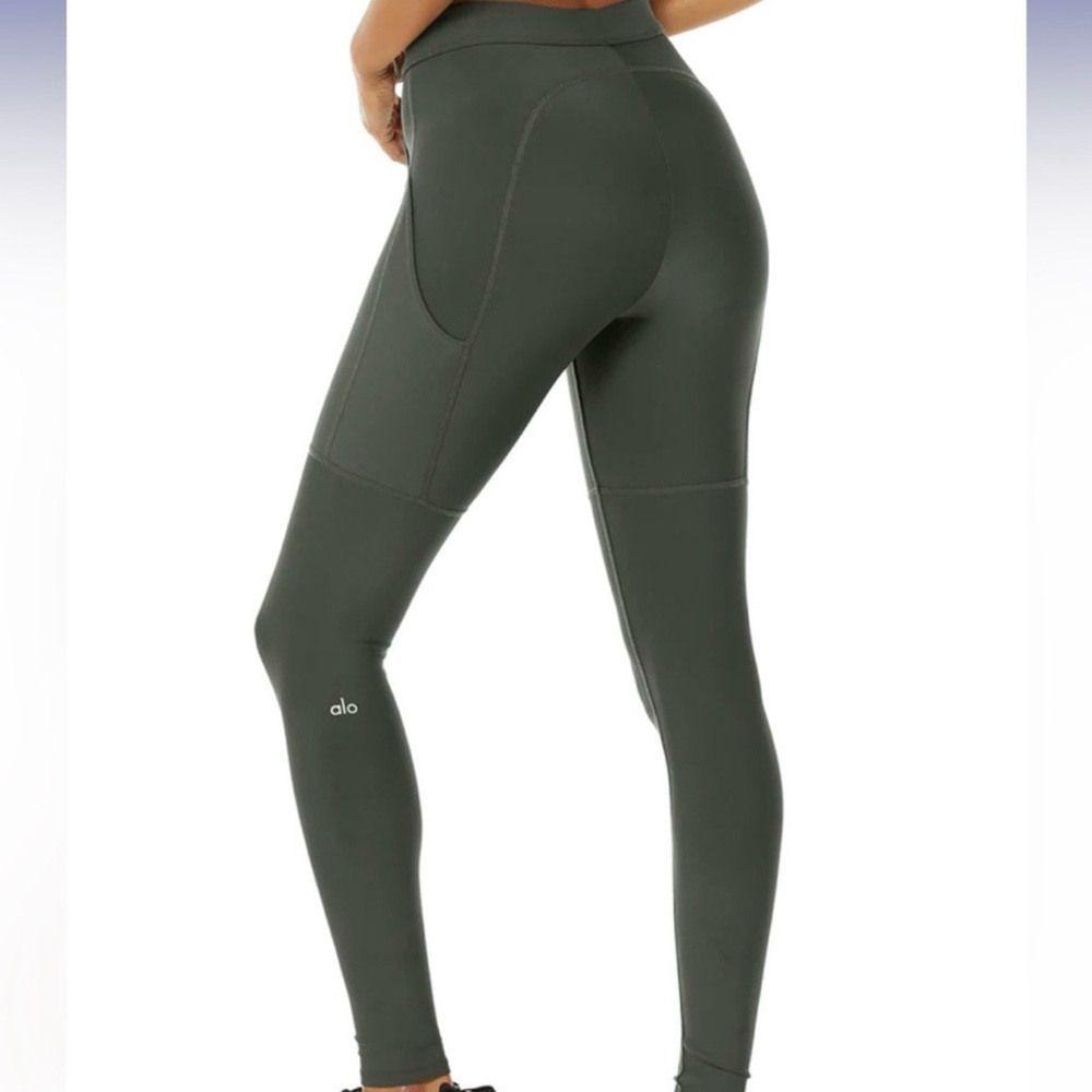 ALO Yoga High-Waist Olive Leggings